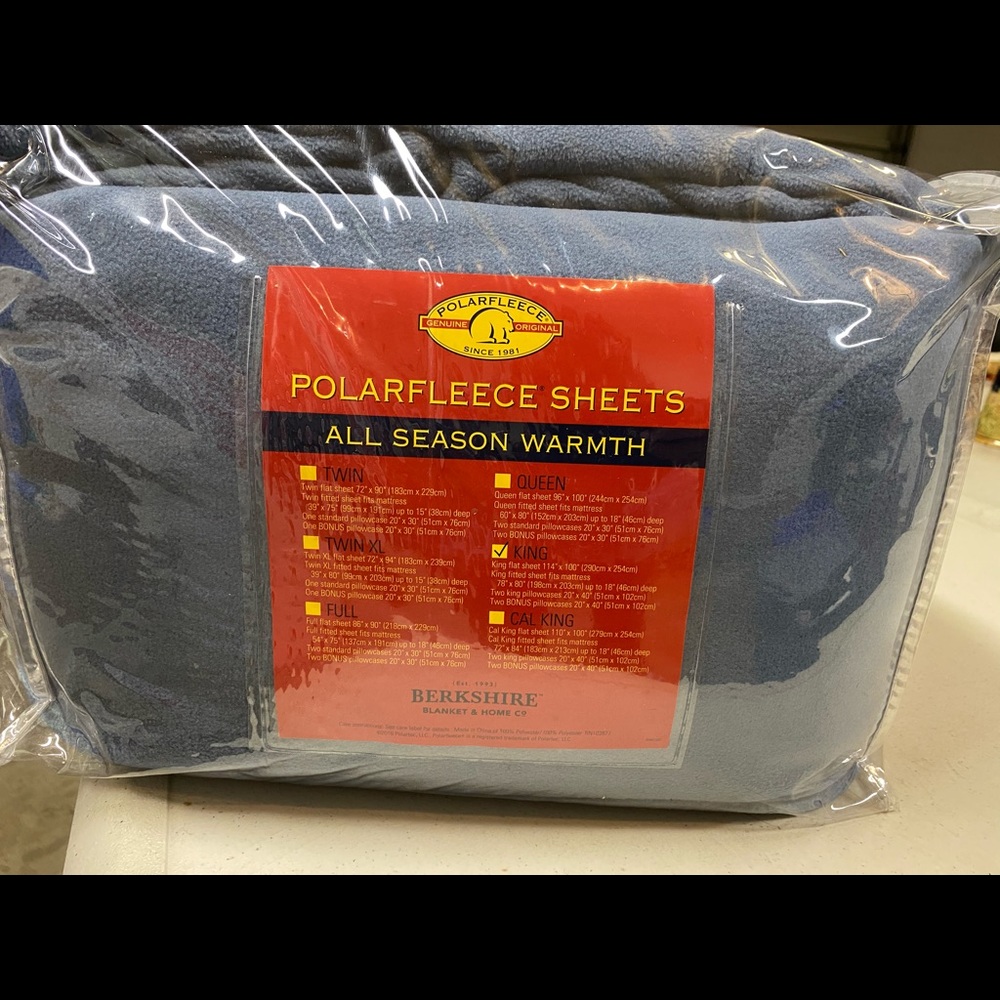 Brand new polar fleece king size sheets
